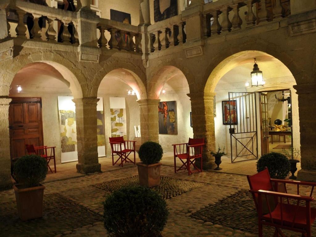 Chambres D'Hotes Chateau Beaupre Saint-Laurent-des-Arbres Εξωτερικό φωτογραφία